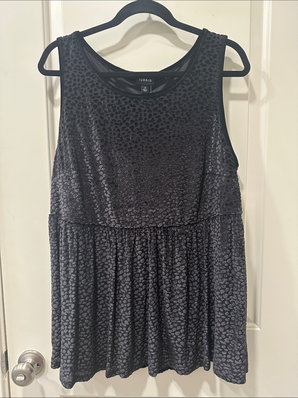 torrid Black Textured Sleeveless Peplum Tank